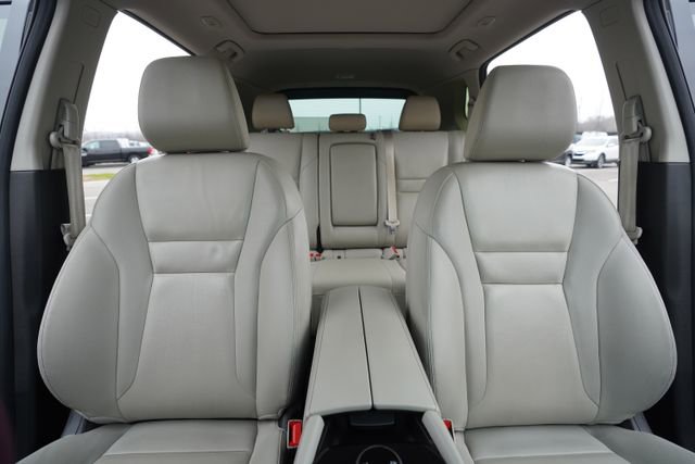 Used 2023 Nissan Rogue SL image 35