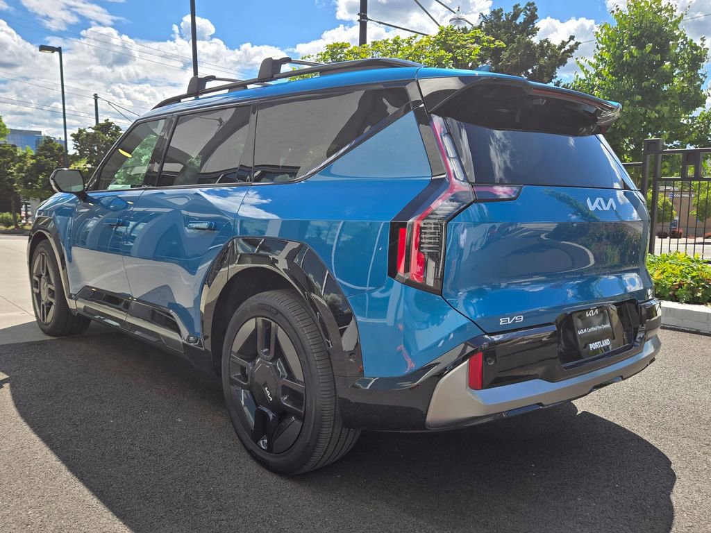 Certified 2024 Kia EV9 GT-Line AWD/4WD image 7