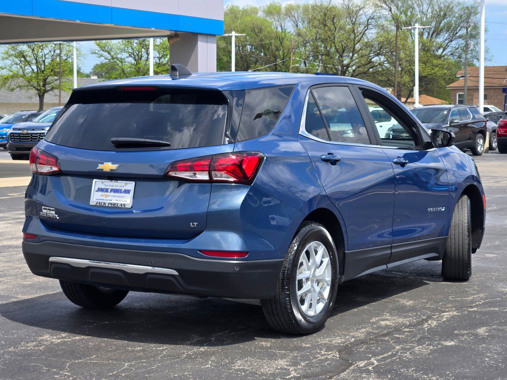 Certified 2024 Chevrolet Equinox LT FWD image 12