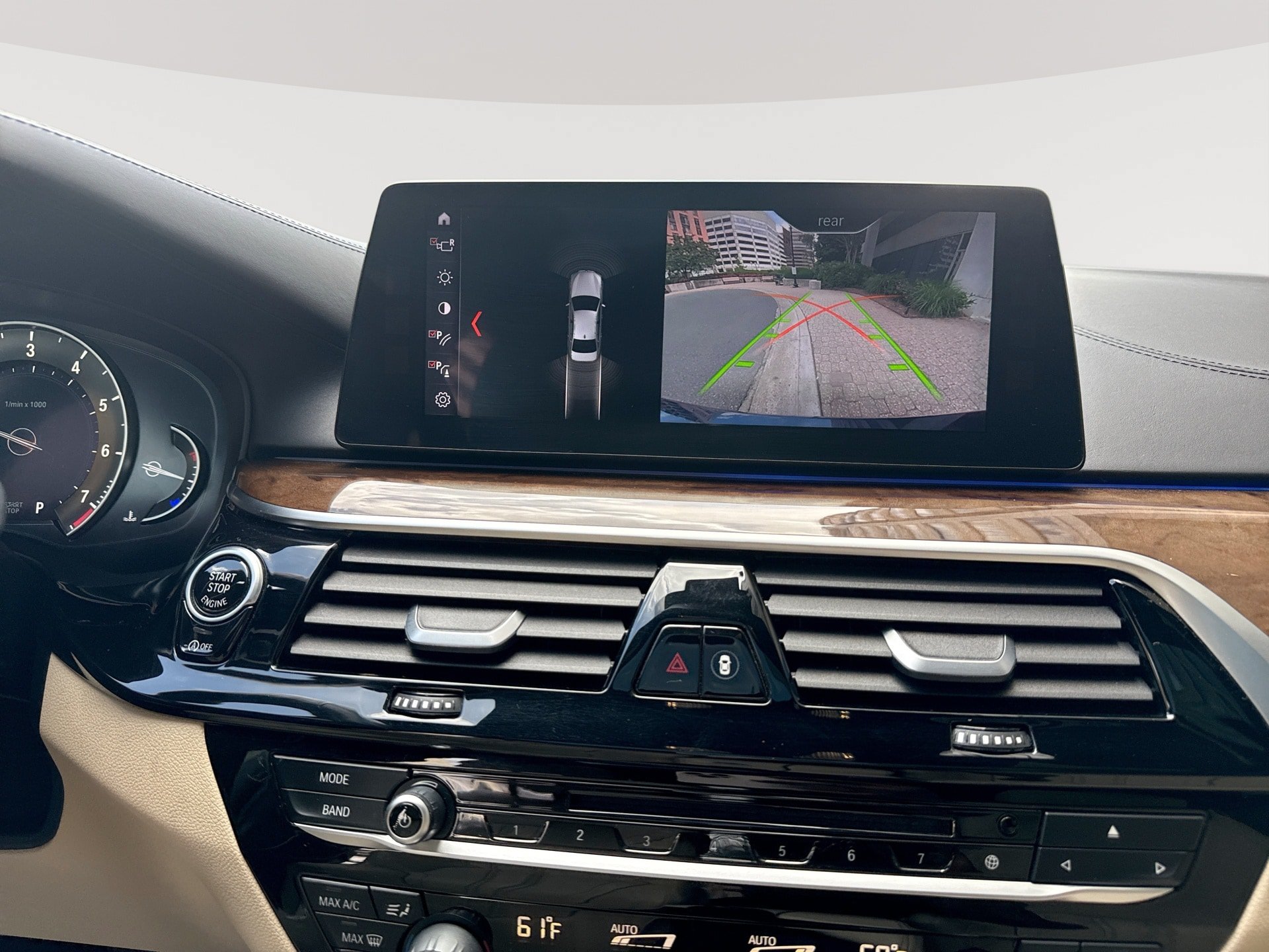 Used 2018 BMW 540i RWD image 25