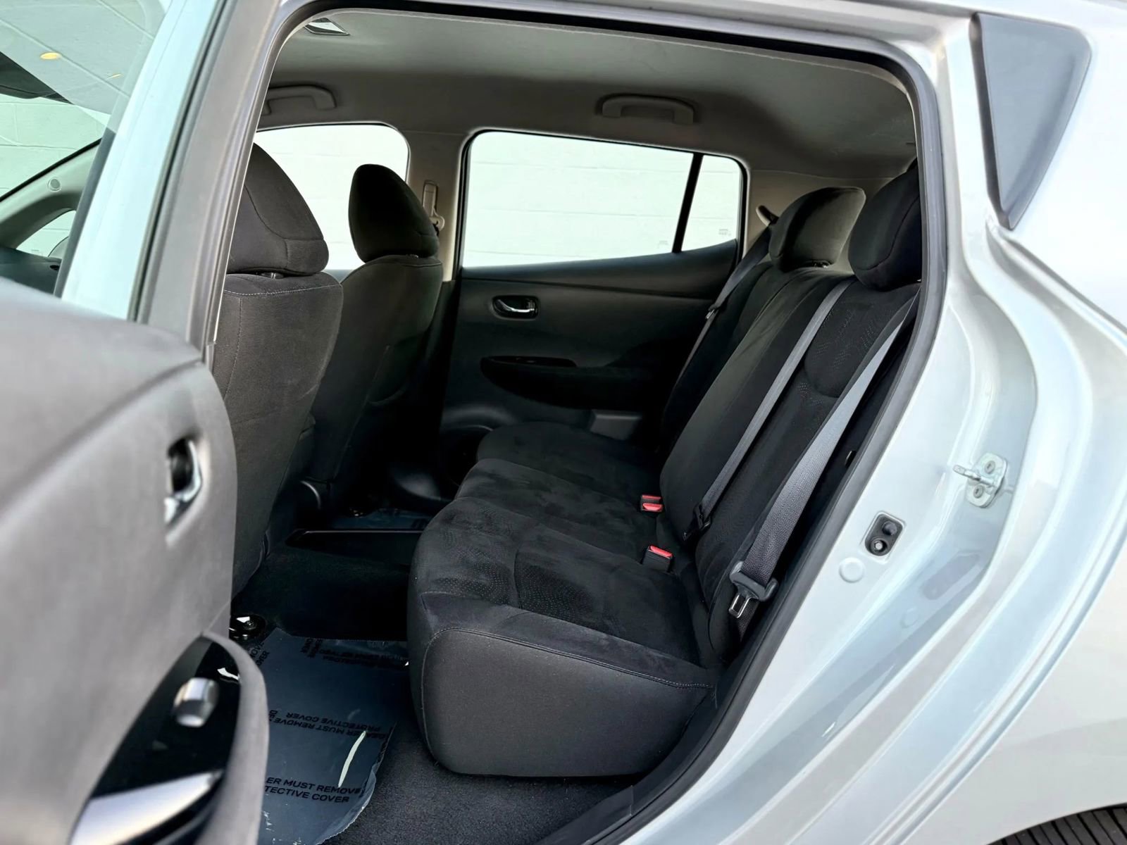 Used 2017 Nissan Leaf SV image 21