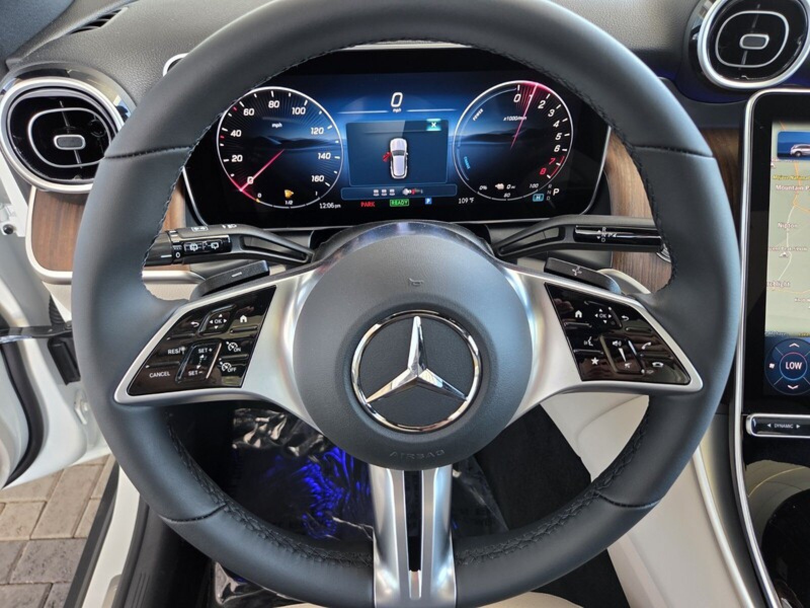 New 2026 Mercedes-Benz GLC 350e 4MATIC image 21