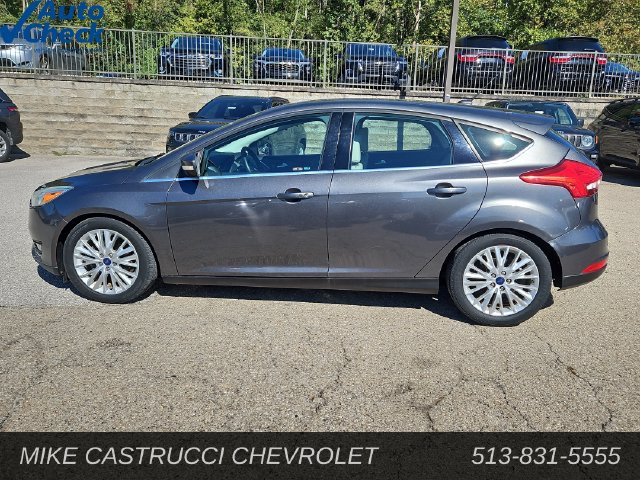 Used 2015 Ford Focus Titanium w/ Titanium Cold Weather Package FWD image 2