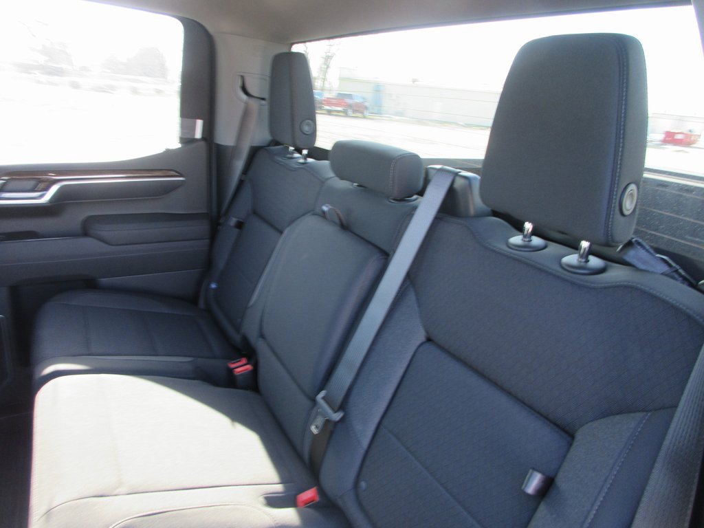 New 2026 GMC Sierra 1500 Elevation image 14