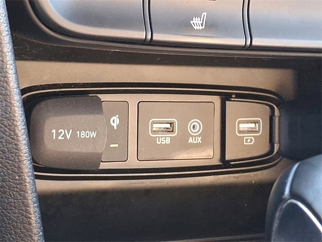 Used 2020 Hyundai Santa Fe SEL w/ Convenience + Premium Package image 24