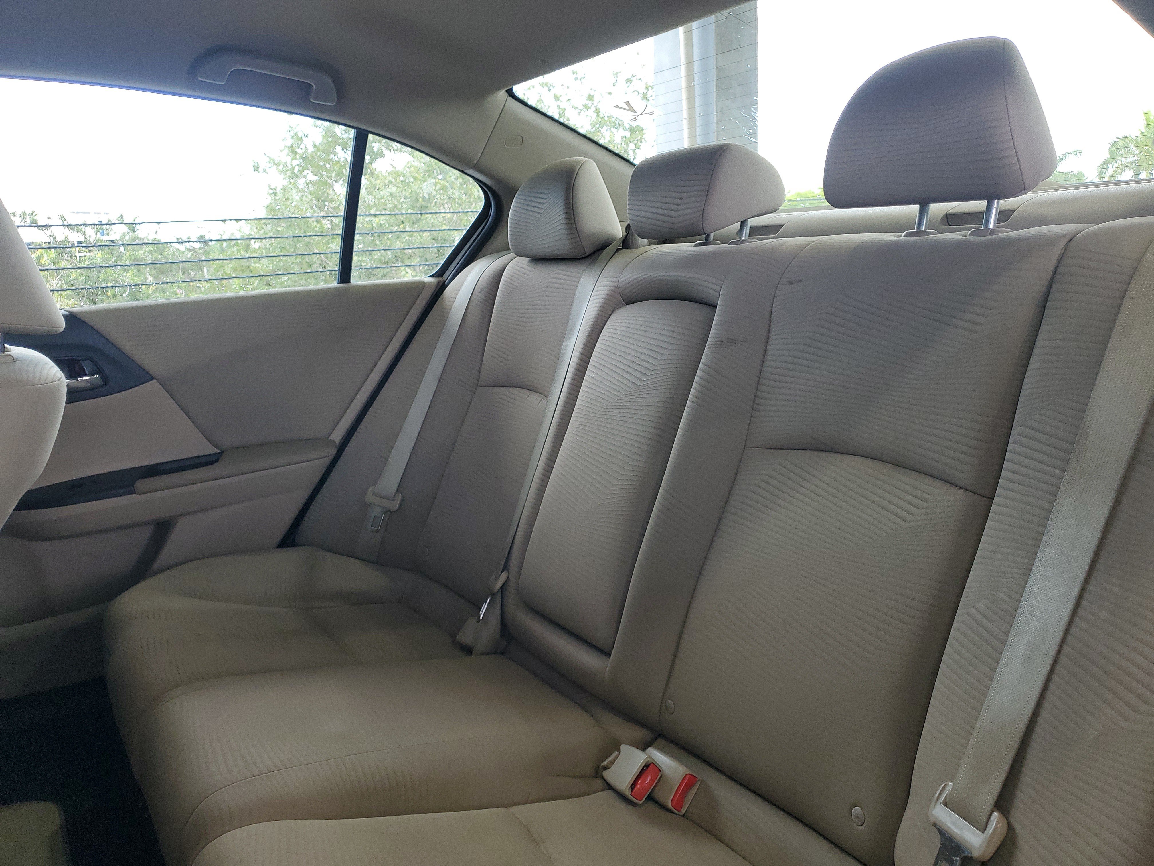 Used 2014 Honda Accord LX image 7