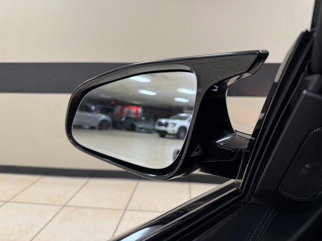 Used 2015 BMW M4 Convertible image 16