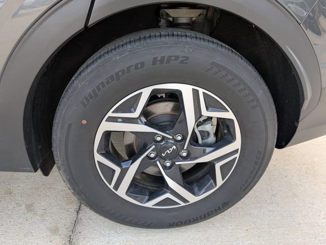 Used 2024 Kia Sportage LX FWD image 9
