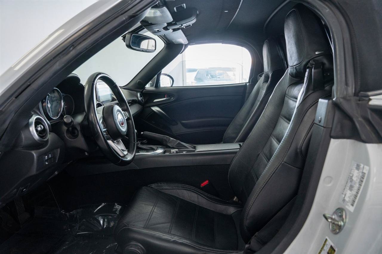 Used 2019 FIAT 124 Spider Lusso w/ Convenience Group RWD image 15