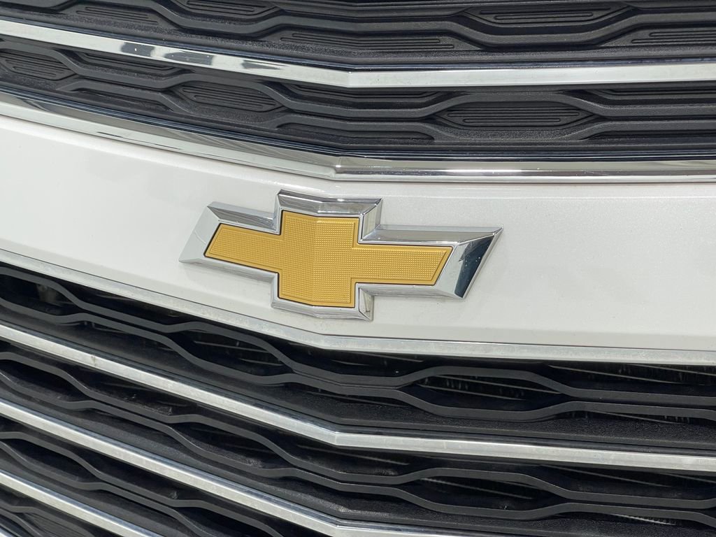 Used 2016 Chevrolet Equinox LTZ w/ Enhanced Convenience Package image 39