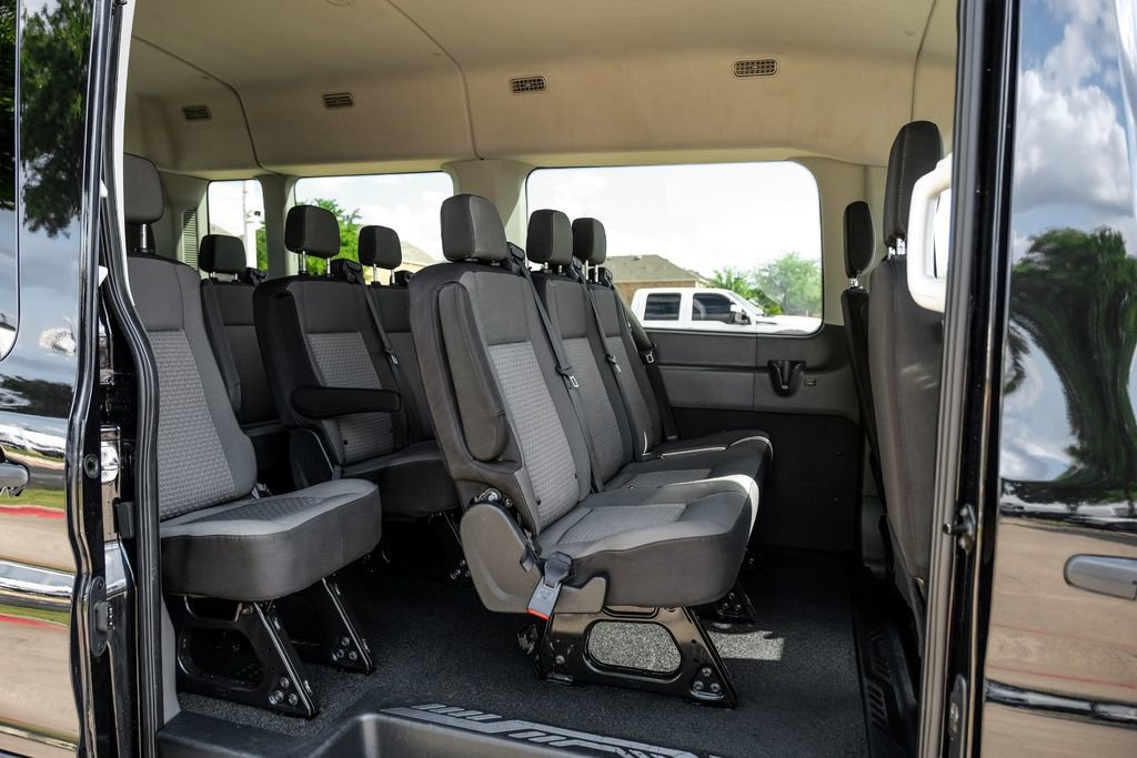 Used 2023 Ford Transit 350 XLT image 37