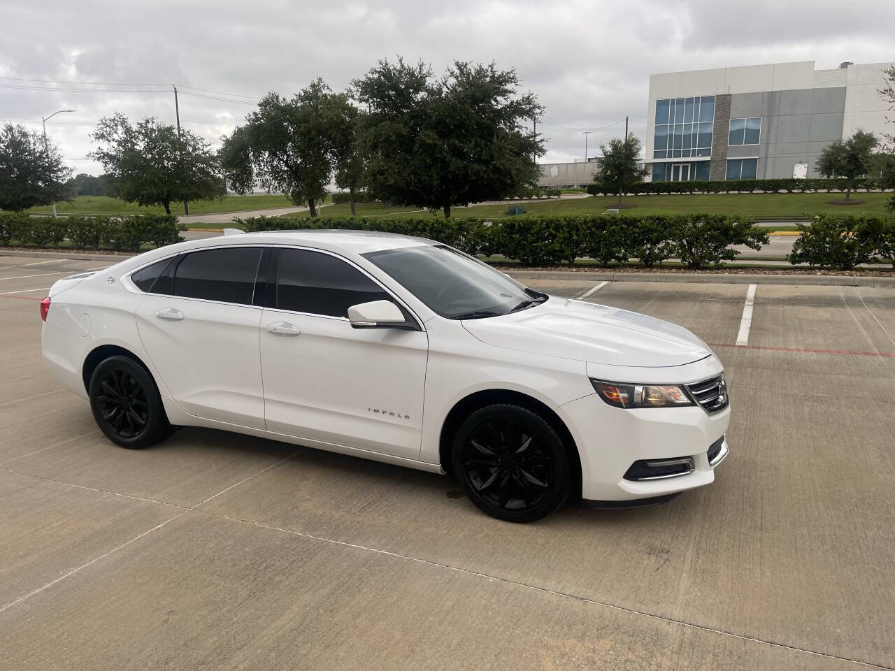 Used 2020 Chevrolet Impala LT FWD image 13