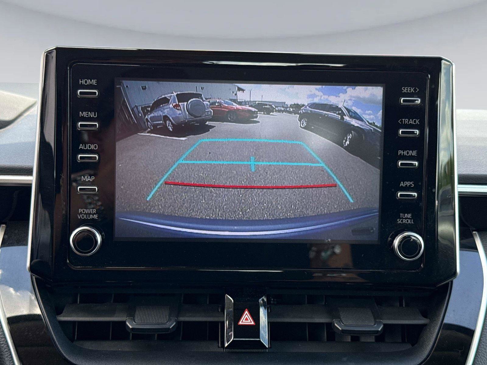 Used 2020 Toyota Corolla LE image 21