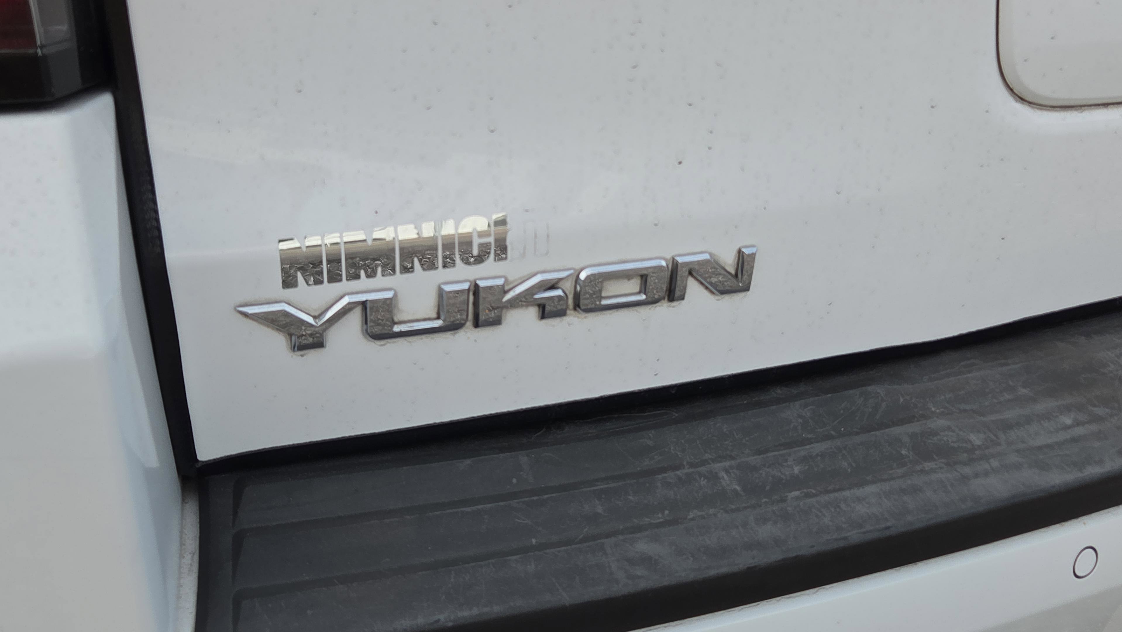 Used 2015 GMC Yukon SLE RWD image 30