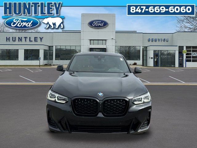 Used 2023 BMW X4 xDrive30i image 3