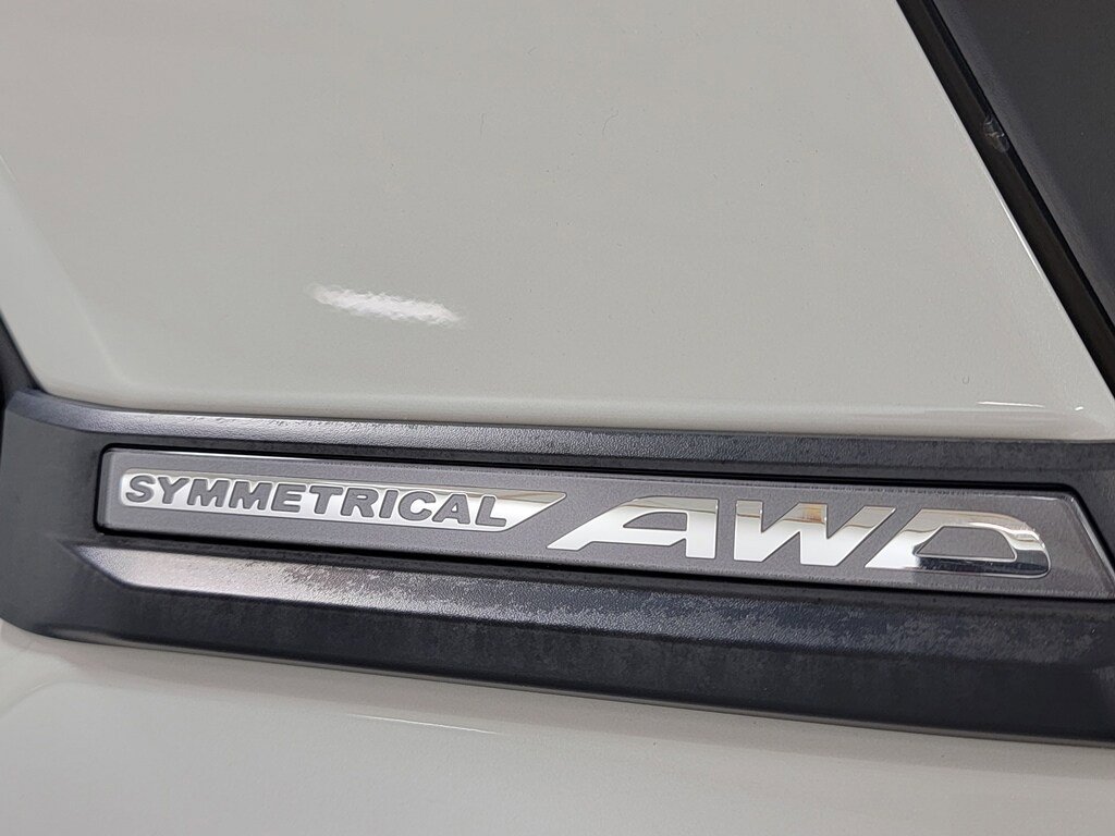 Used 2025 Subaru Forester AWD/4WD image 10