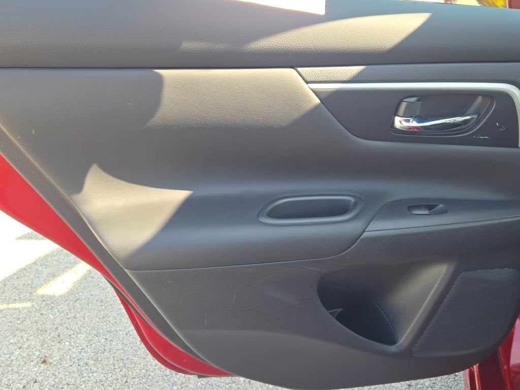 Used 2018 Nissan Altima 2.5 SR FWD image 19