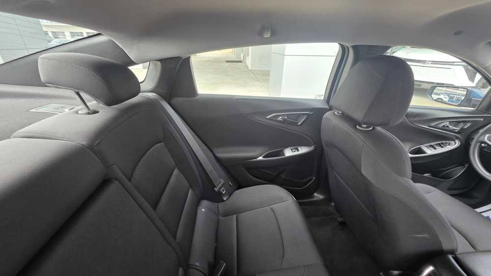 Used 2024 Chevrolet Malibu LT image 19