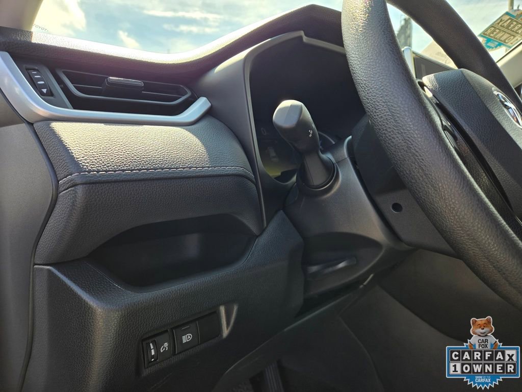 Used 2025 Toyota RAV4 XLE image 23
