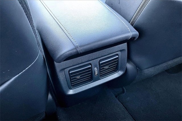 Used 2021 Toyota Venza Limited w/ Advanced Technology Package image 10