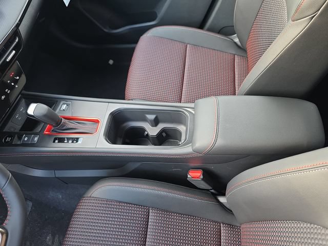 New 2026 Nissan Kicks SR w/ Cold Weather Package AWD/4WD image 21