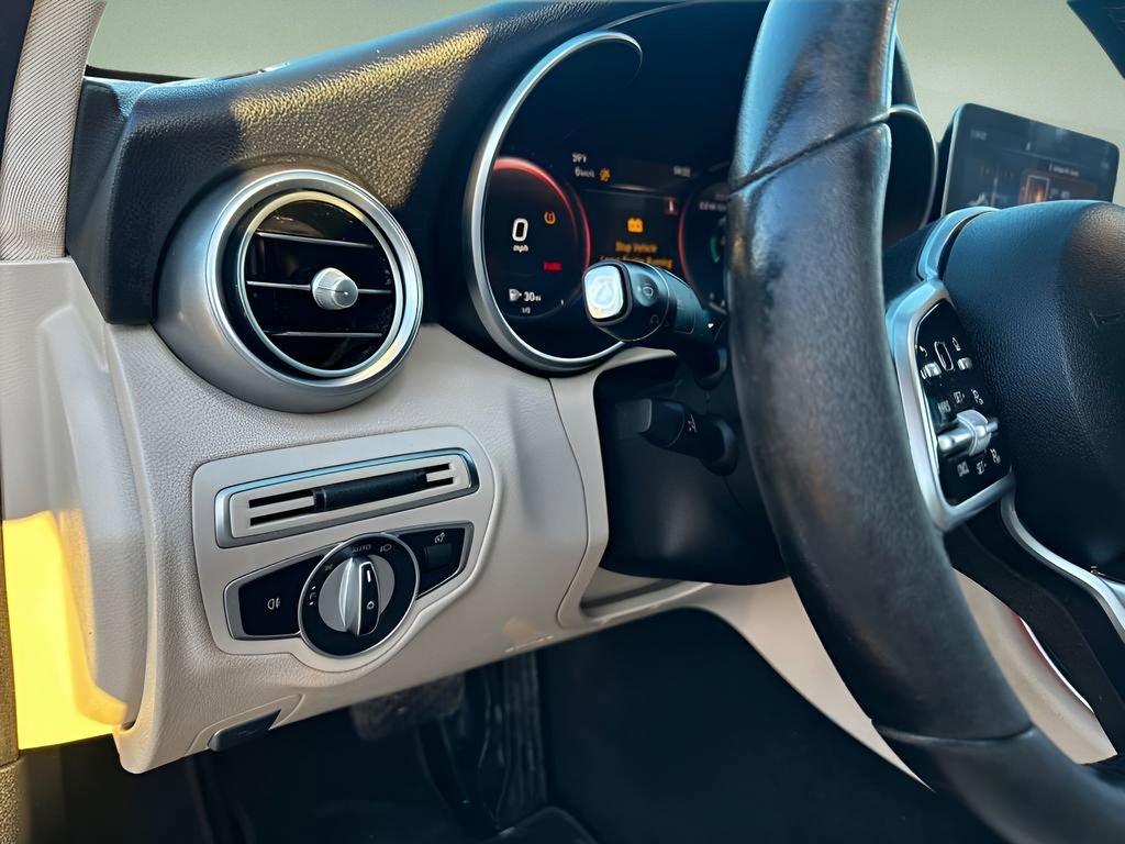 Used 2021 Mercedes-Benz C 300 4MATIC Sedan image 13