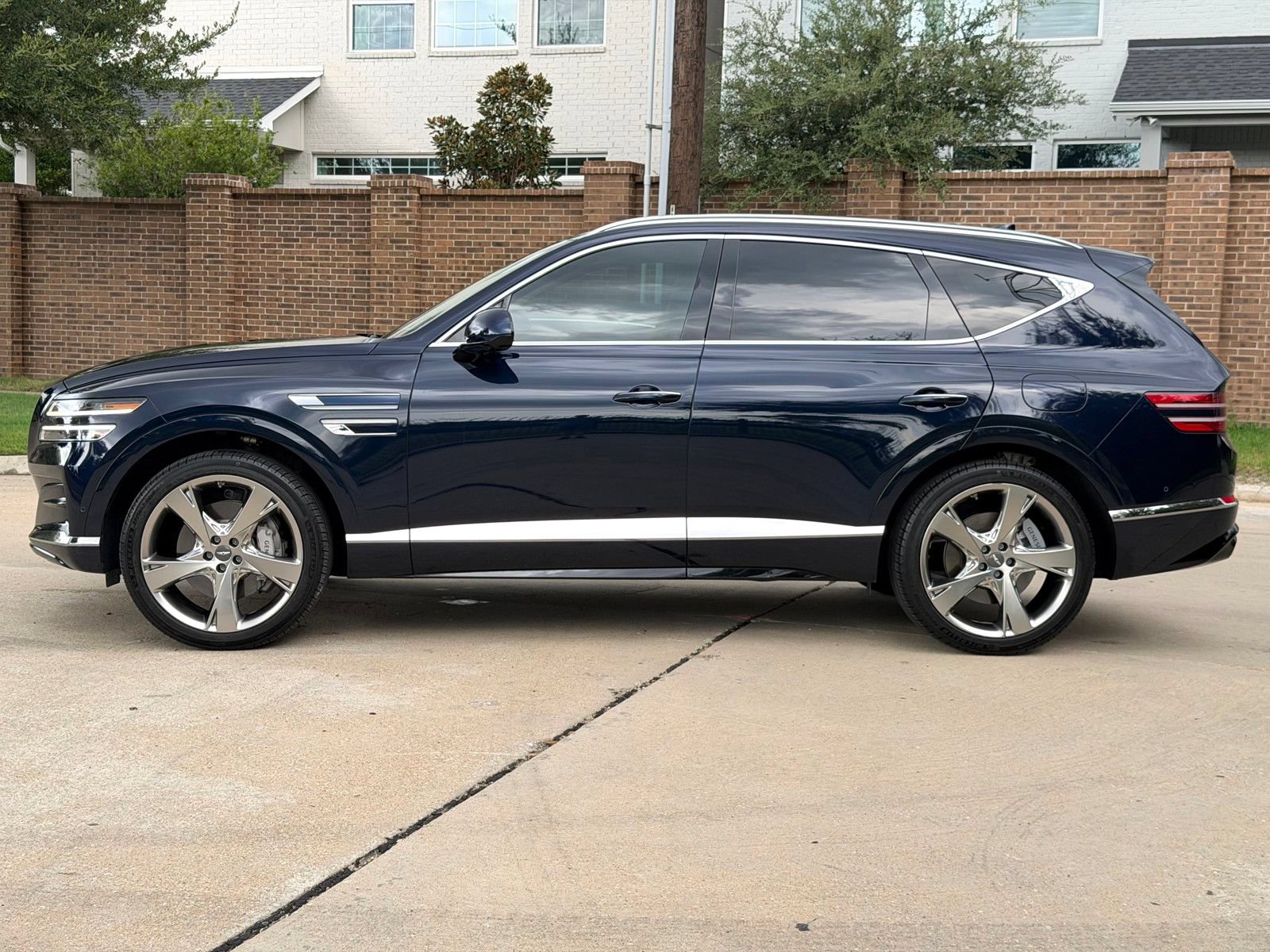 Used 2024 Genesis GV80 3.5T w/ Prestige Package AWD/4WD image 13