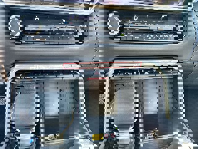 New 2025 Toyota Tundra Platinum image 27