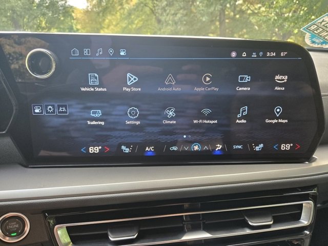 Used 2025 Chevrolet Traverse LT image 28