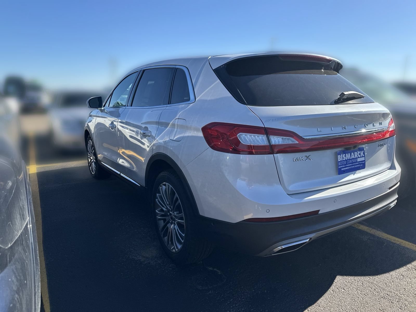 Used 2016 Lincoln MKX Reserve w/ Technology Package AWD/4WD image 4