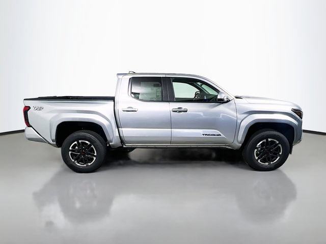 New 2026 Toyota Tacoma TRD Sport RWD image 2