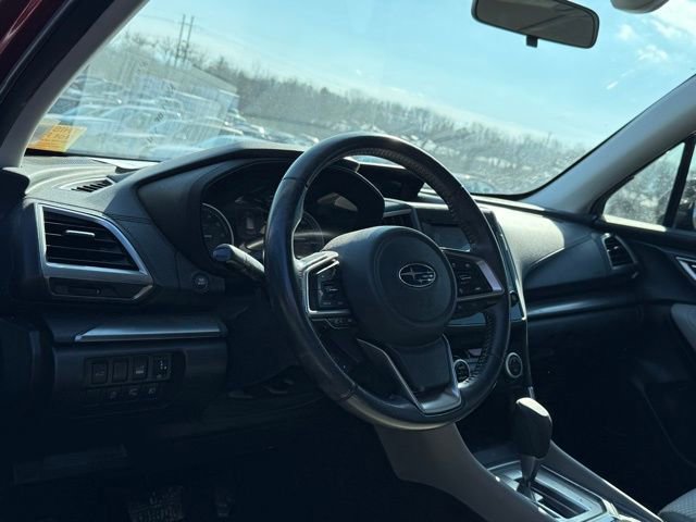 Used 2019 Subaru Forester Premium image 2