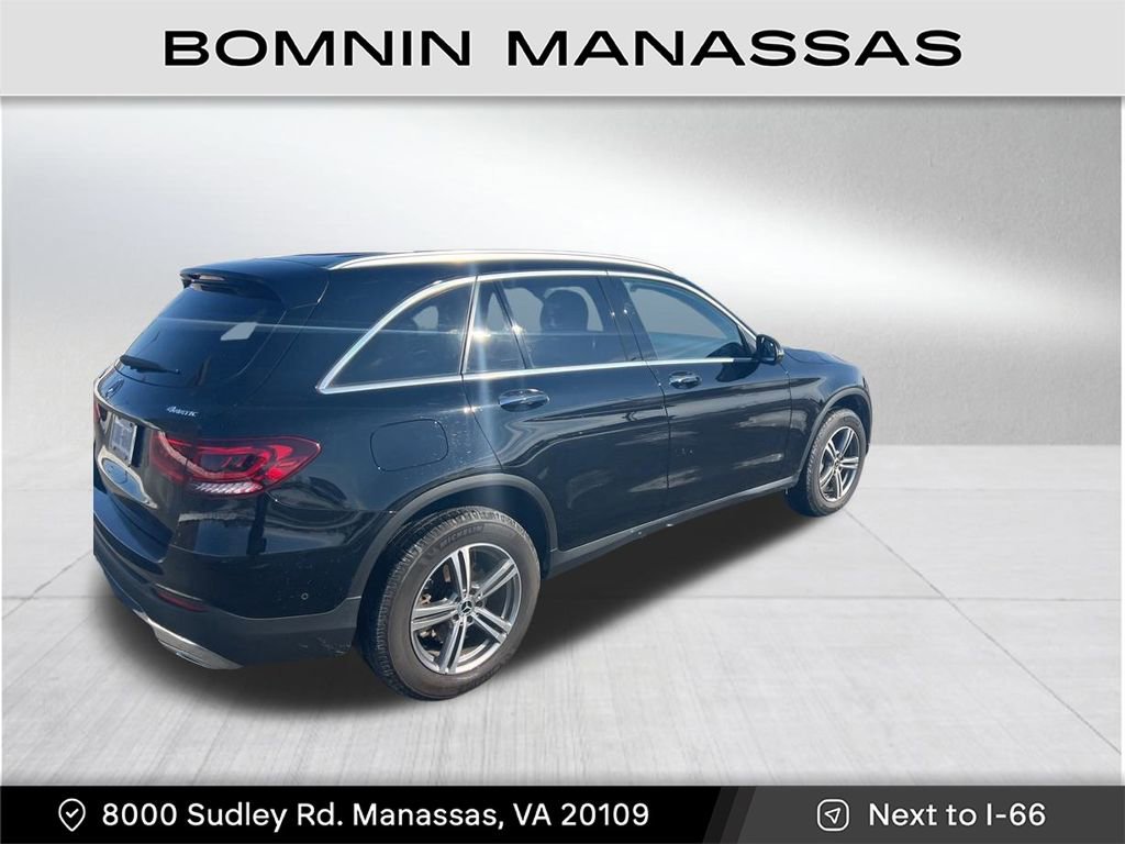 Used 2021 Mercedes-Benz GLC 300 4MATIC image 3