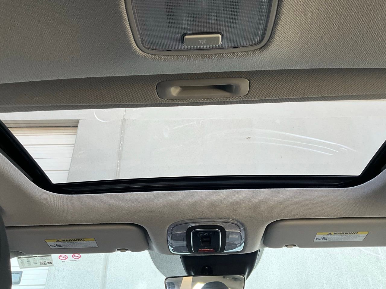 Used 2025 Hyundai Elantra SEL image 18