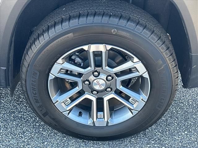 New 2026 GMC Terrain Elevation FWD image 16
