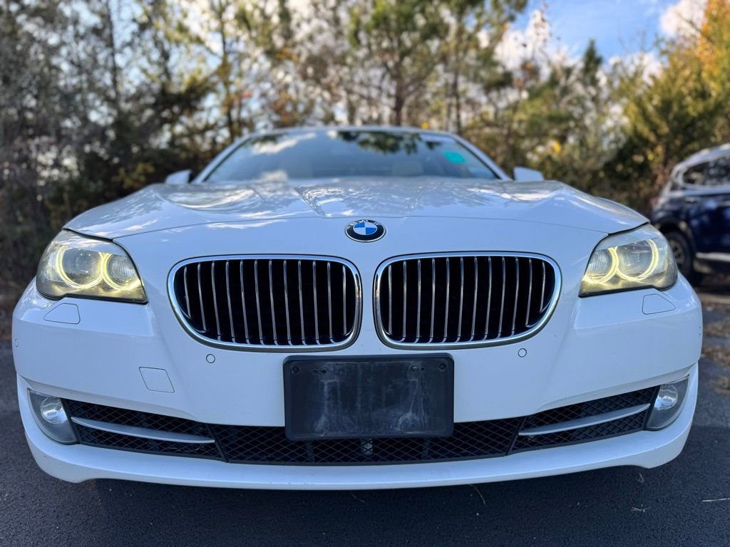 Used 2011 BMW 535i Sedan image 6
