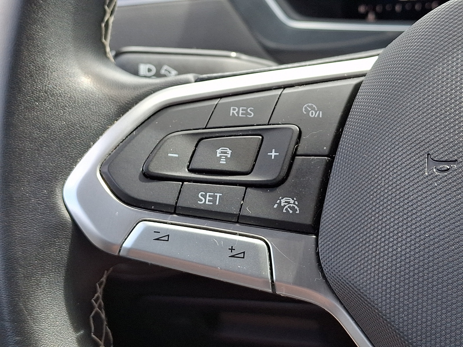 Certified 2023 Volkswagen Tiguan S w/ Driver Assistance Package FWD image 21
