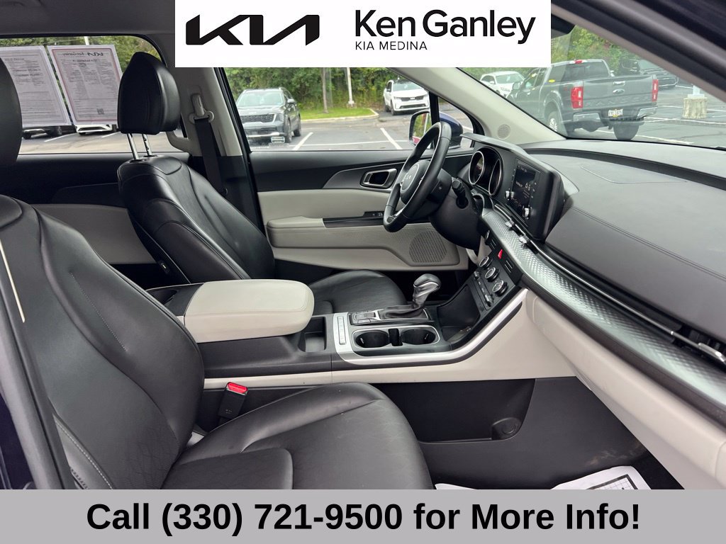 Certified 2024 Kia Carnival LX FWD image 54