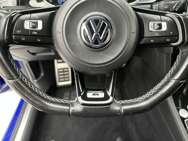 Used 2017 Volkswagen Golf R 4-Door AWD/4WD image 13