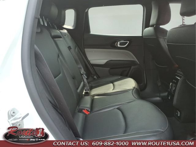 Used 2025 Jeep Compass Limited w/ Elite Group AWD/4WD image 16