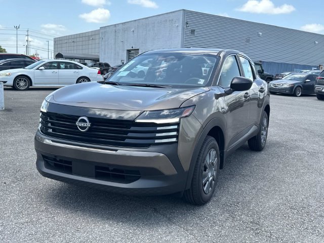 New 2026 Nissan Kicks S FWD image 9