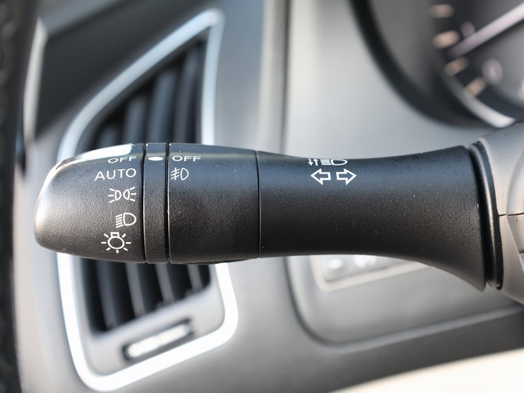 Used 2022 INFINITI Q50 Luxe w/ Cargo Package image 40