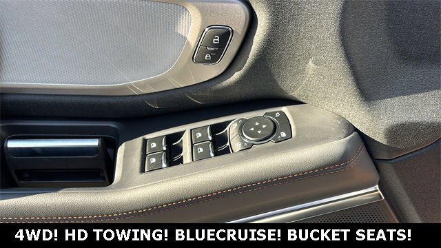 New 2025 Ford Expedition Active image 8