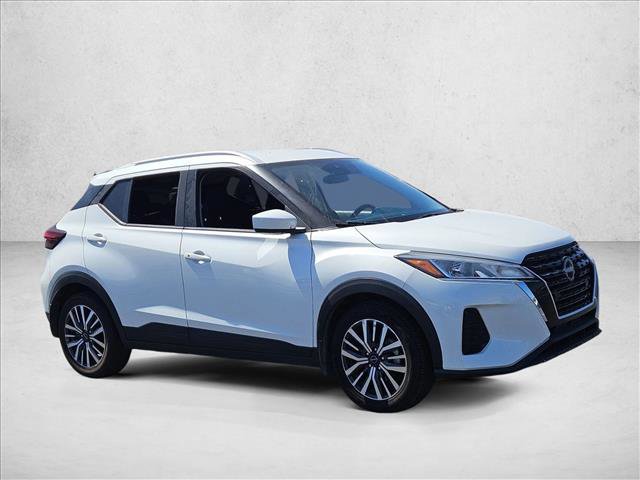 Used 2023 Nissan Kicks SV FWD image 2