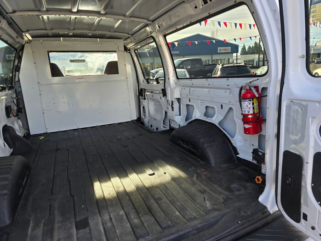 Used 2002 Ford E-250 and Econoline 250 RWD image 14