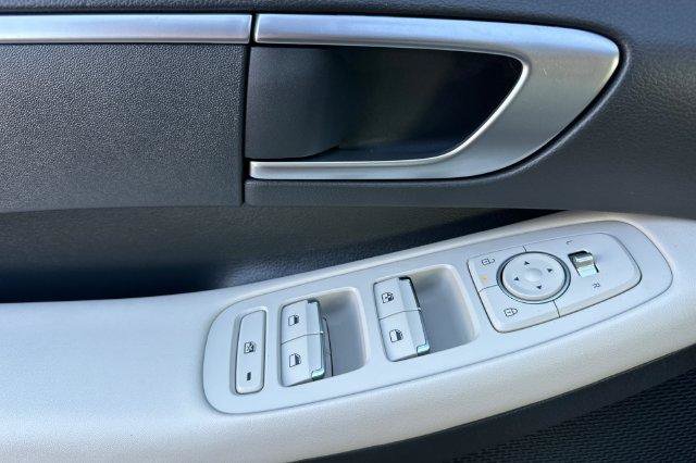 Certified 2026 Hyundai Sonata SE FWD image 11
