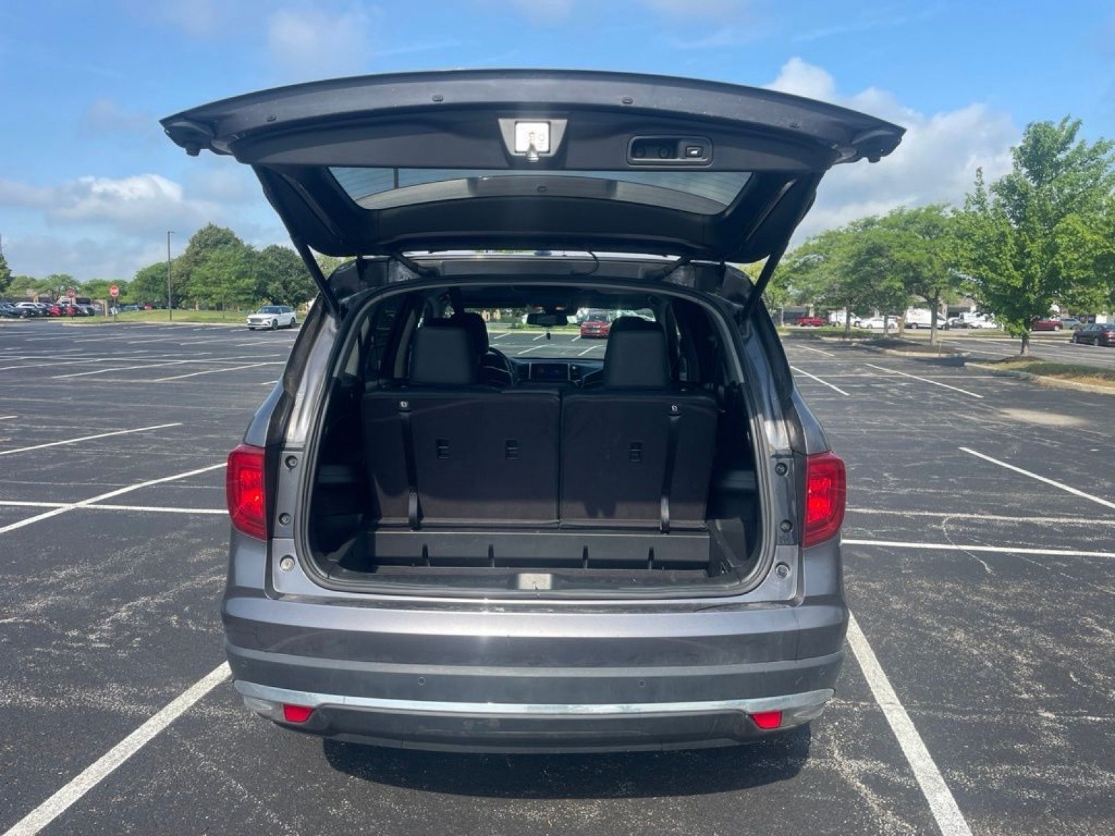 Used 2017 Honda Pilot Touring image 28