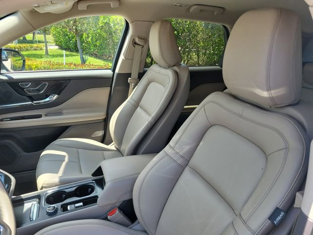 Certified 2022 Lincoln Corsair FWD image 11