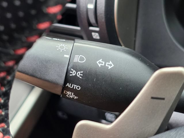 Used 2020 Lexus IS 350 F Sport w/ F Sport Package RWD image 38