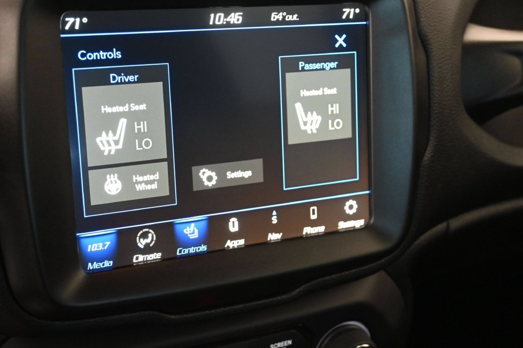 Used 2023 Jeep Renegade Limited w/ Limited Elite Group AWD/4WD image 28